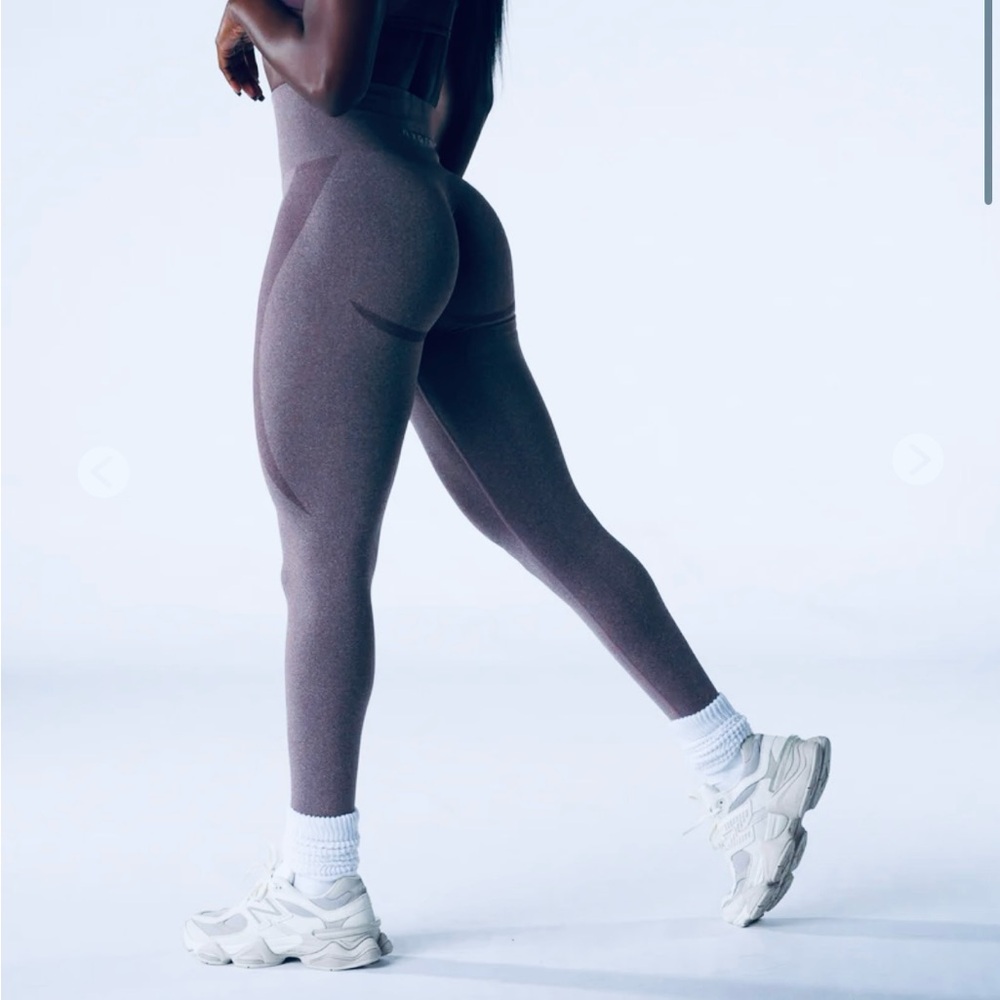 NVGTN Purple High Waisted Workout Leggings